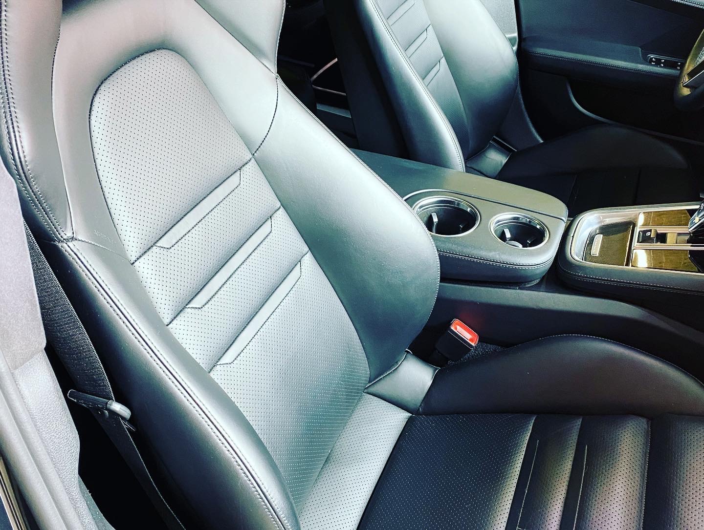 Traitement cuir voiture Bordeaux