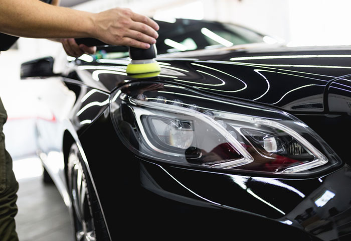 Comment effacer des micro rayures sur une voiture en Gironde